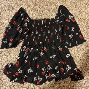 Free people puff sleeve blouse.